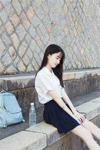 绑定病弱美人系统后,我成了团宠